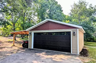 1223 Terrace Ct, Alexandria, MN 56308 - Photo 2