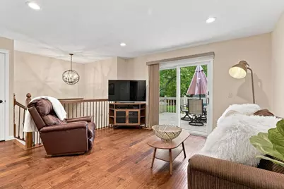 970 Pontiac Lane, Chanhassen, MN 55317 - Photo 4
