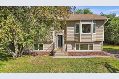 1420 Sylvan Street, Saint Paul, MN 55117 - Photo 1