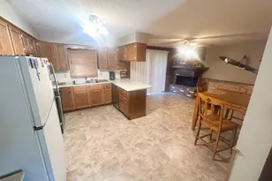 962 Miles Dr, Worthington, MN 56187 - Photo 10