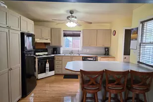 813 Ulstad Ave, Albert Lea, MN 56007 - Photo 1