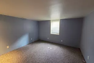 813 Ulstad Ave, Albert Lea, MN 56007 - Photo 8