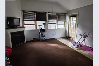 813 Ulstad Avenue, Albert Lea, MN 56007 - Photo 10