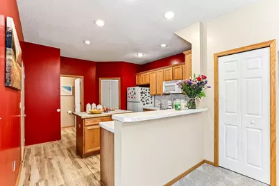 11845 85th Place N, Maple Grove, MN 55369 - Photo 10