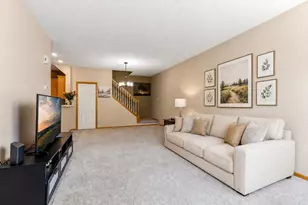 11845 85th Pl N, Maple Grove, MN 55369 - Photo 6