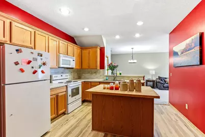 11845 85th Place N, Maple Grove, MN 55369 - Photo 12