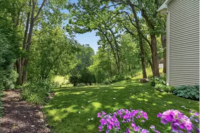 506 Hawthorne Woods Drive, Eagan, MN 55123 - Photo 68