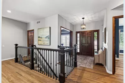506 Hawthorne Woods Drive, Eagan, MN 55123 - Photo 2