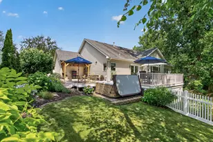 506 Hawthorne Woods Dr, Eagan, MN 55123 - Photo 72