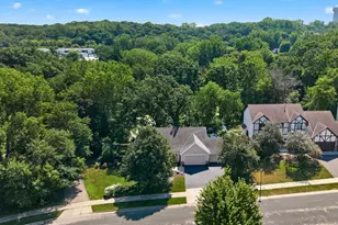 506 Hawthorne Woods Dr, Eagan, MN 55123 - Photo 80