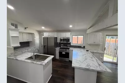 199 Hillwood Drive, Lake City, MN 55041 - Photo 8