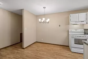 4 Pine Tree Dr, Arden Hills, MN 55112 - Photo 6