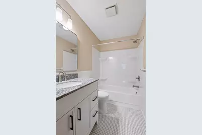 4 Pine Tree Drive #215, Arden Hills, MN 55112 - Photo 14