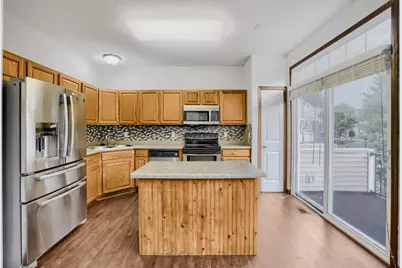 7540 Brunswick Avenue N, Brooklyn Park, MN 55443 - Photo 8