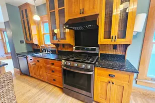 121 N 5th St, Montevideo, MN 56265 - Photo 6