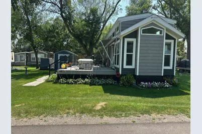 32741 N Lakes Trail #14D, Lindstrom, MN 55045 - Photo 2