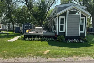 32741 N Lakes Trail, Lindstrom, MN 55045 - Photo 2