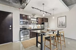 607 Washington Ave N, Minneapolis, MN 55401 - Photo 2