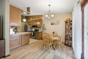 14702 Oak Run Ln, Burnsville, MN 55306 - Photo 10
