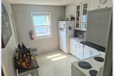 1430 11th Street N, Fargo, ND 58102 - Photo 2