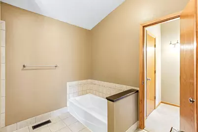 5506 W 137th Street, Savage, MN 55378 - Photo 18