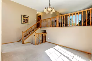 5506 W 137th St, Savage, MN 55378 - Photo 10
