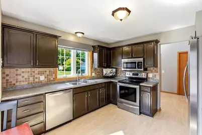 5506 W 137th Street, Savage, MN 55378 - Photo 8