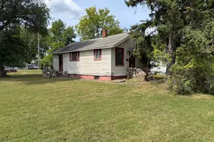 1222 Main Ave, International Falls, MN 56649 - Photo 4