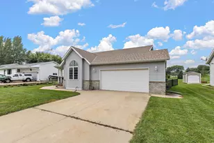 908 W 1st St, West Concord, MN 55985 - Photo 34