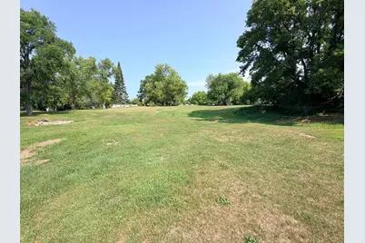 512 E Main Avenue, Frazee, MN 56544 - Photo 8