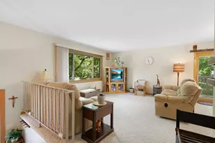 1501 W 140th St, Burnsville, MN 55337 - Photo 4