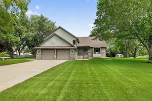 1768 Casselberry Rd, Saint Cloud, MN 56303 - Photo 2