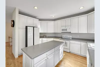 17533 Haralson Drive, Eden Prairie, MN 55347 - Photo 8