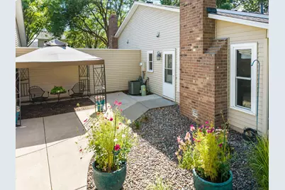 9362 Ranchview Lane N, Maple Grove, MN 55369 - Photo 6