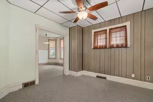 922 Beech St, Saint Paul, MN 55106 - Photo 28