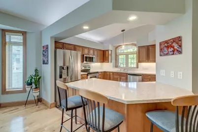 4610 Dallas Lane N, Plymouth, MN 55446 - Photo 8
