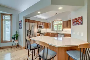 4610 Dallas Ln N, Plymouth, MN 55446 - Photo 8