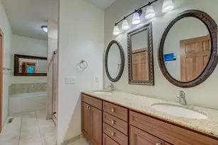 4610 Dallas Ln N, Plymouth, MN 55446 - Photo 22