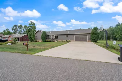 509 16th Ave W, Eveleth, MN 55734 - Photo 1