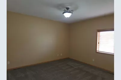 972 33rd Street S, Moorhead, MN 56560 - Photo 18