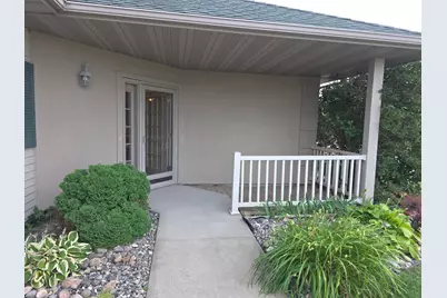 972 33rd Street S, Moorhead, MN 56560 - Photo 4