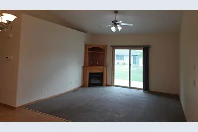 972 33rd Street S, Moorhead, MN 56560 - Photo 8