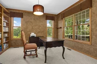 24600 Emerald Ln, Lakeville, MN 55044 - Photo 4