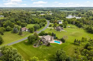 24600 Emerald Ln, Lakeville, MN 55044 - Photo 56