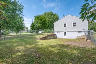 125 Elm Dr, Carver, MN 55315 - Photo 4