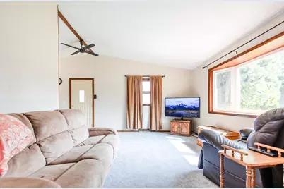 1213 Riverside Drive, Detroit Lakes, MN 56501 - Photo 8