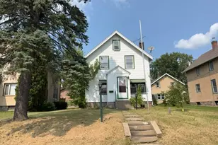 520 3rd St NW, Chisholm, MN 55719 - Photo 1