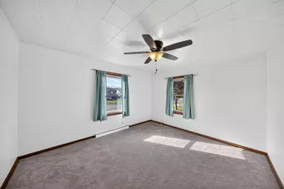121 6th Street NE, Stewartville, MN 55976 - Photo 8