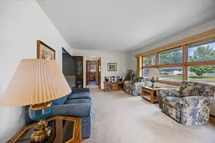 3407 Woodbine Ln N, Brooklyn Center, MN 55429 - Photo 8