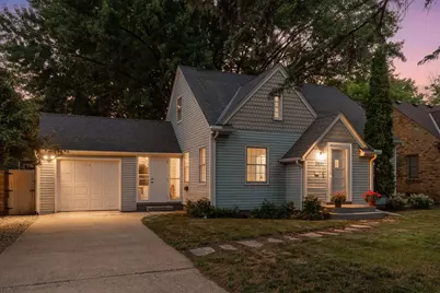 3851 Welcome Avenue N, Robbinsdale, MN 55422 - Photo 2